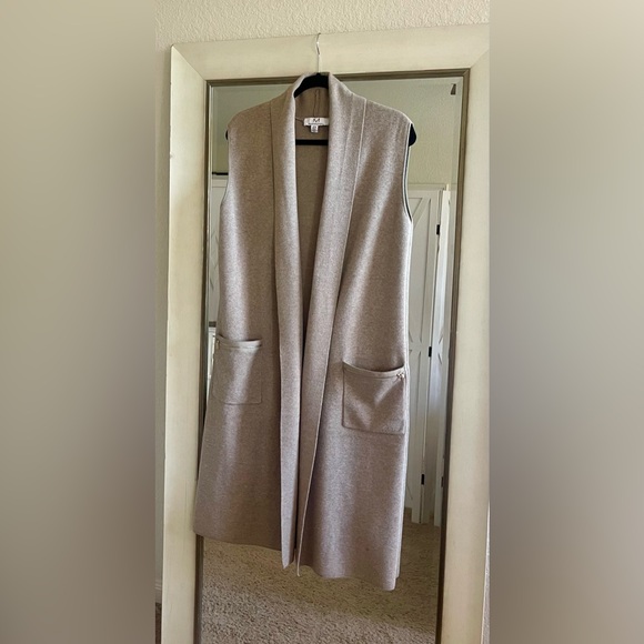 Magaschoni Sweaters - Magaschoni Cashmere Beige Open Front Sleeveless Duster Cardigan
